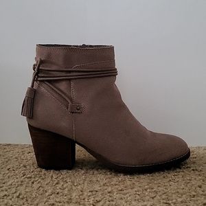Skechers ankle boots